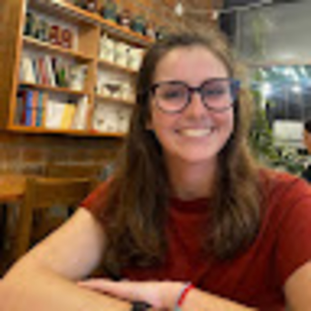 Meet your Posher, Adalaina